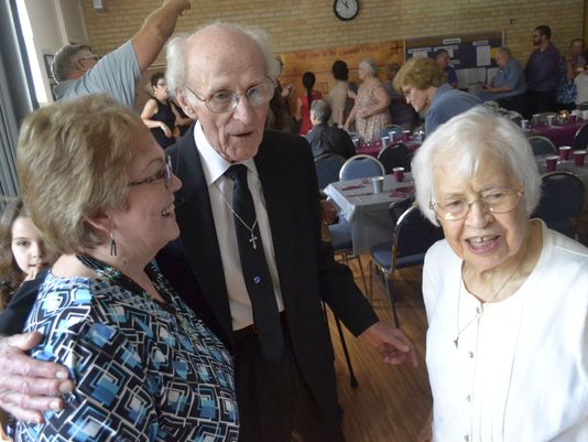 70th-wedding-anniversary-at-church